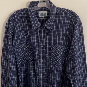Classic Blue and White Plaid Casual Button Down Shirt